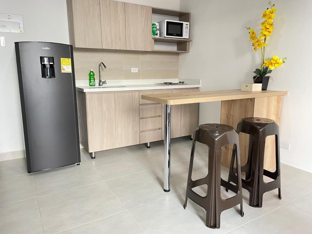 Apartamento En Laurels Medellín Buitenkant foto