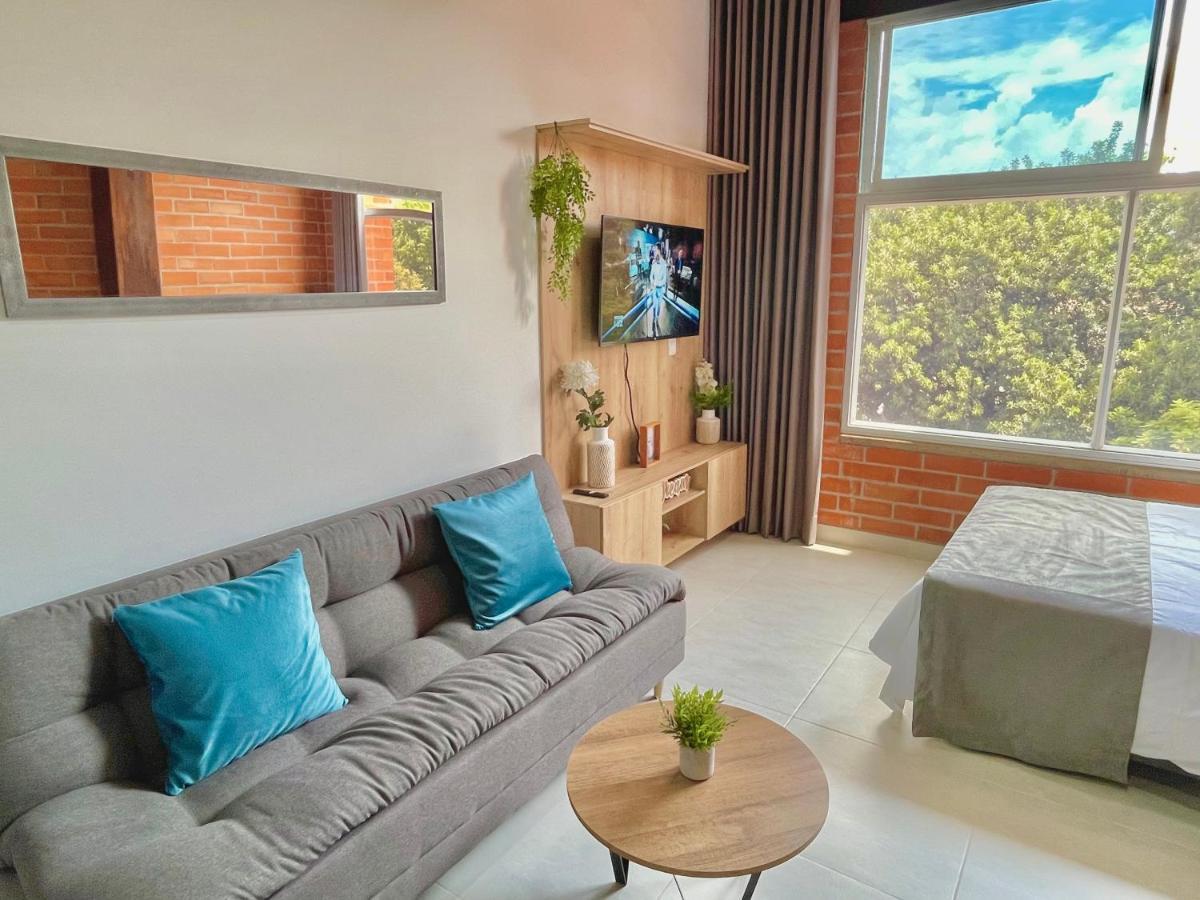 Apartamento En Laurels Medellín Buitenkant foto