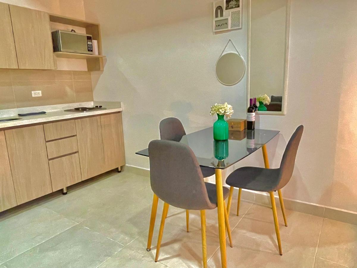 Apartamento En Laurels Medellín Buitenkant foto